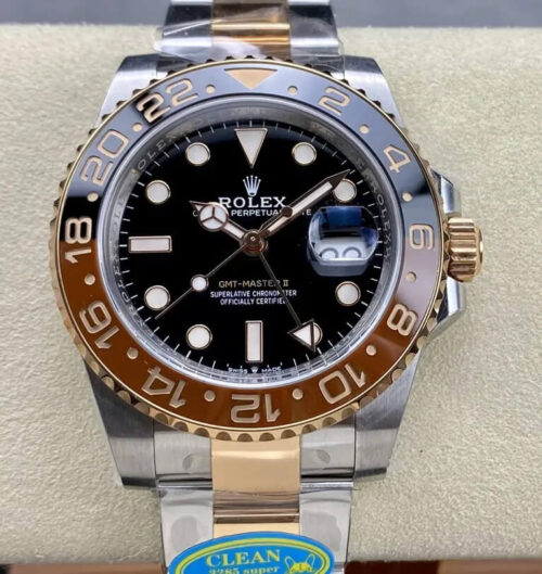 Patek Philippe Nautilus 5724G-001 GR Factory Blue Dial Replica Watch